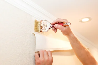 Pose de papier peint à la Gonfrière — revêtements muraux et toiles de verre